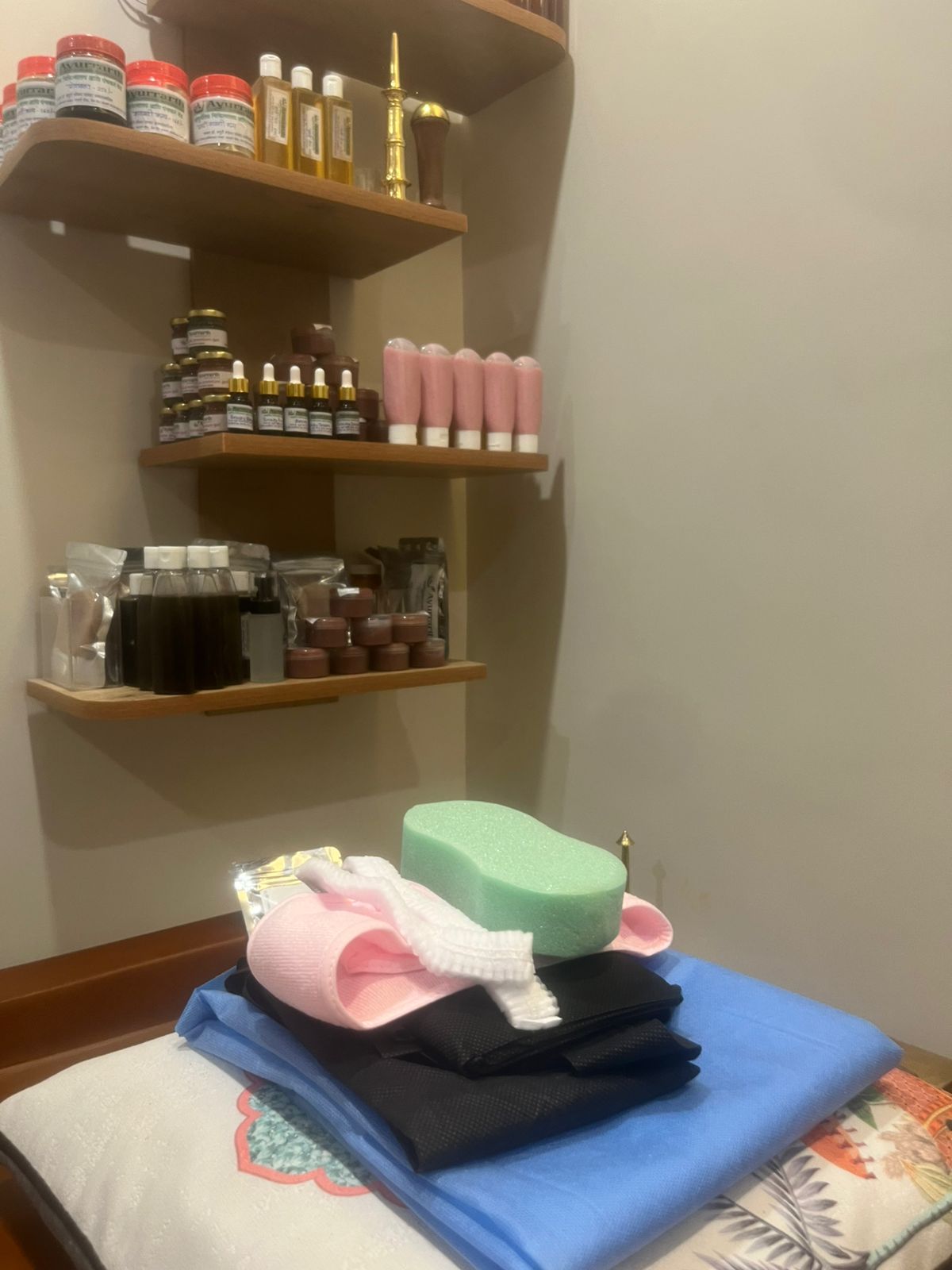 Therapy and treatment space at AYURRARTH